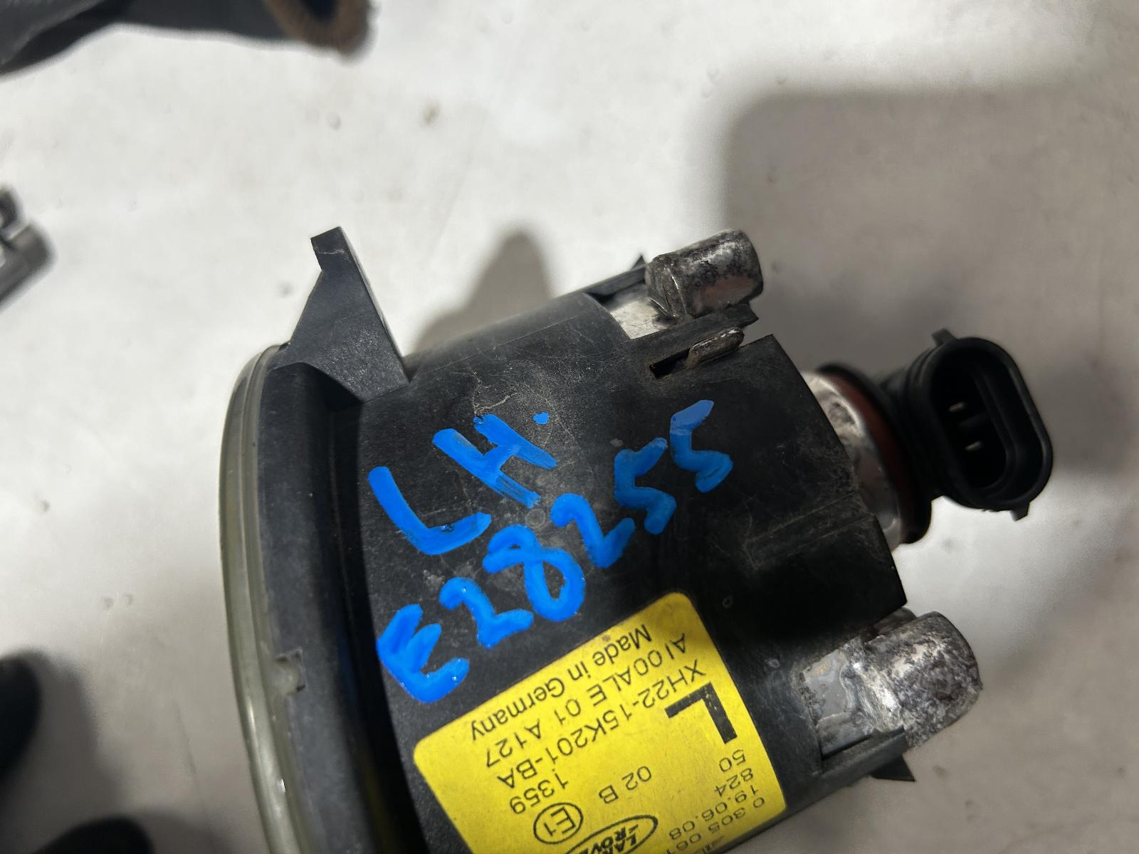 View Auto part Left Indicator/Fog/Side Land Rover Discovery 2009
