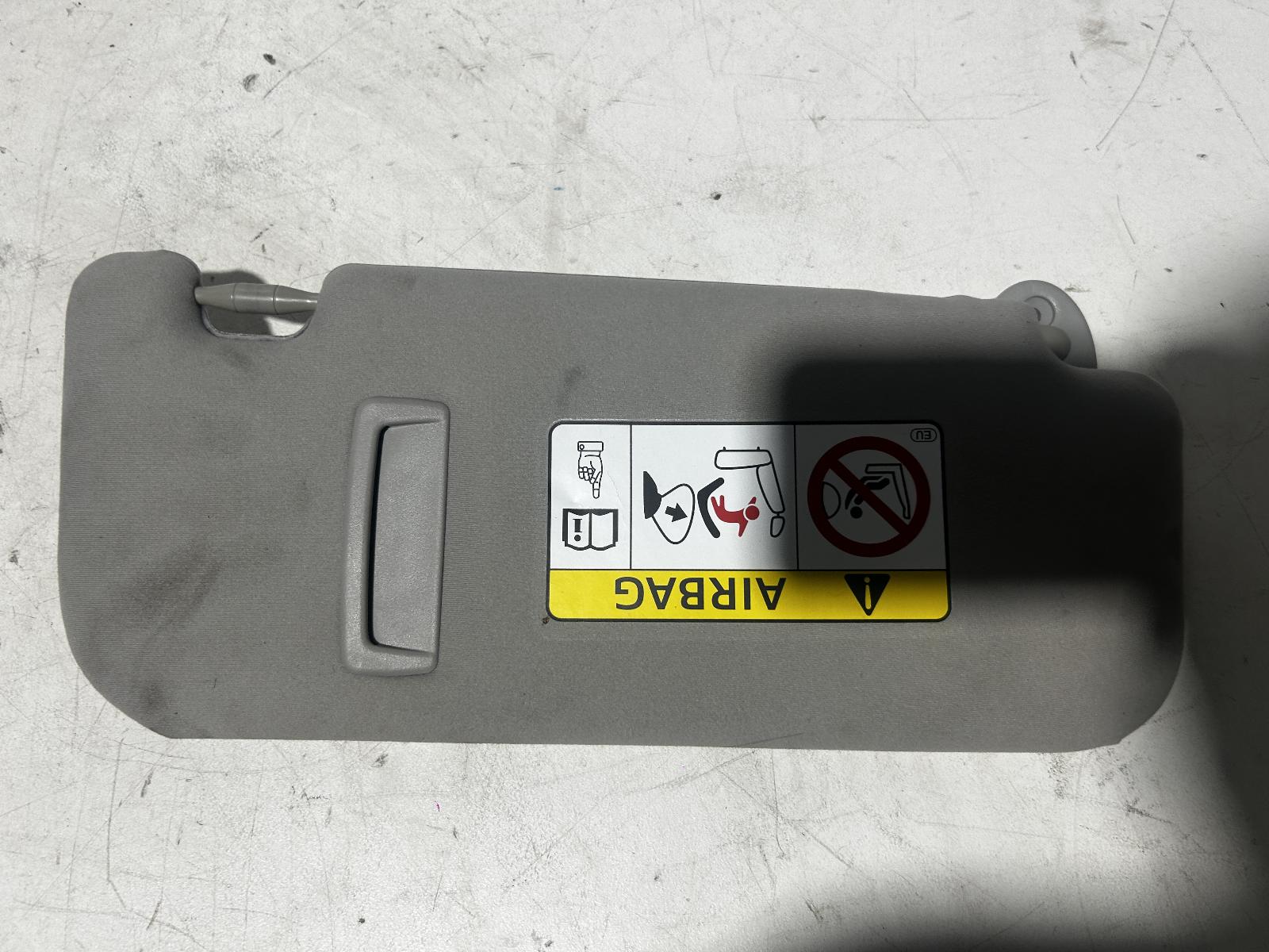 View Auto part Sunvisor Lexus Is Series 2015