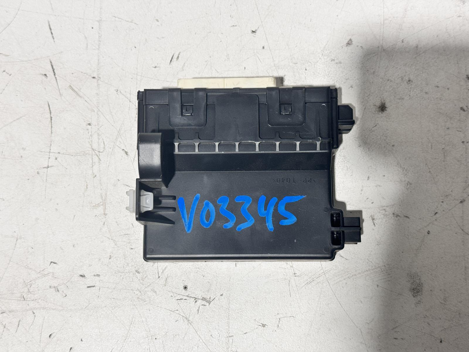 View Auto part Misc Switch/Relay Lexus Is Series 2015