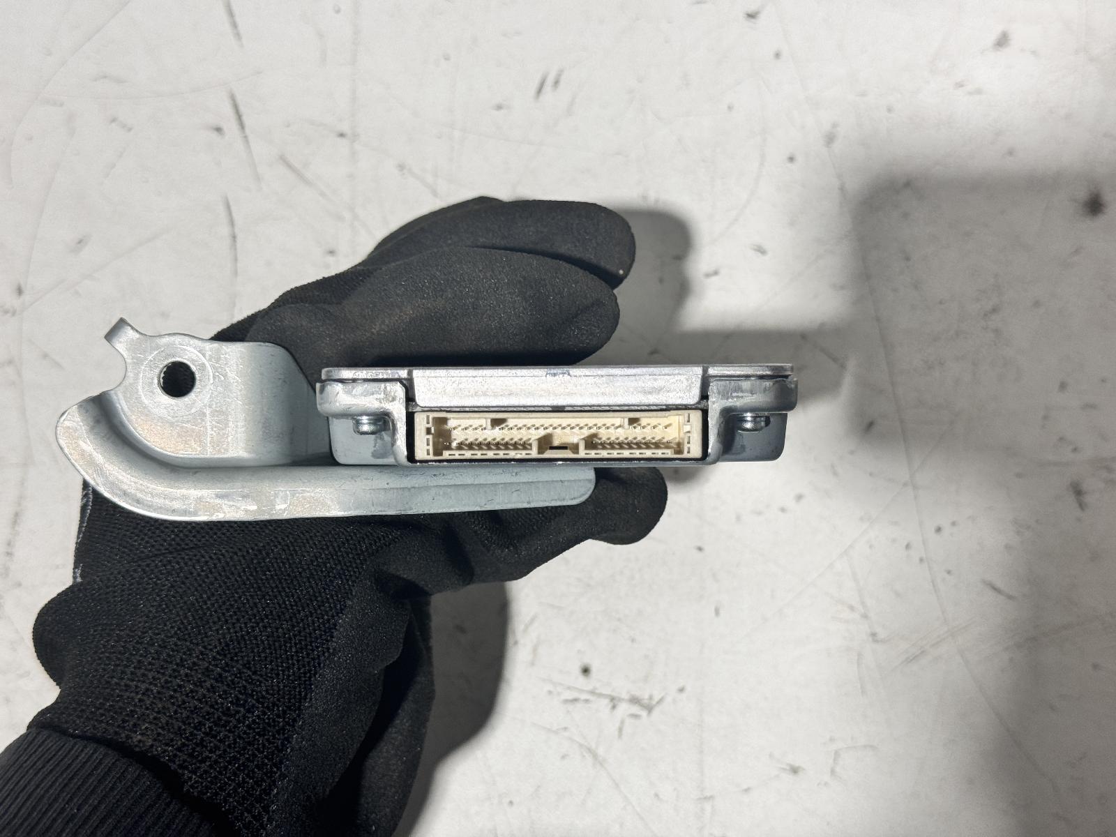 View Auto part Misc Switch/Relay Lexus Is Series 2015