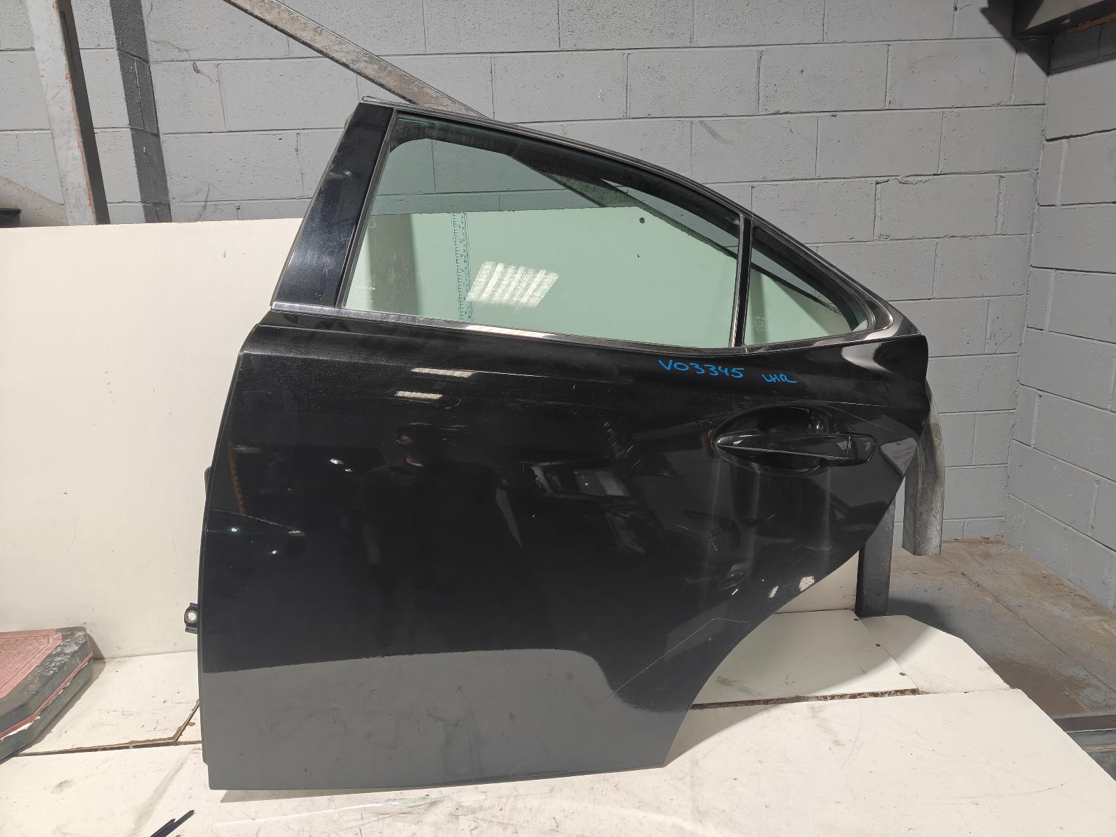 2015 Lexus Is Series Left Rear 1/4 Door Glass View Auto part Left Rear 1/4 Door Glass Lexus Is Series 2015