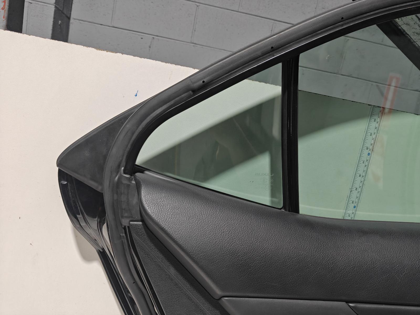 2015 Lexus Is Series Left Rear 1/4 Door Glass View Auto part Left Rear 1/4 Door Glass Lexus Is Series 2015