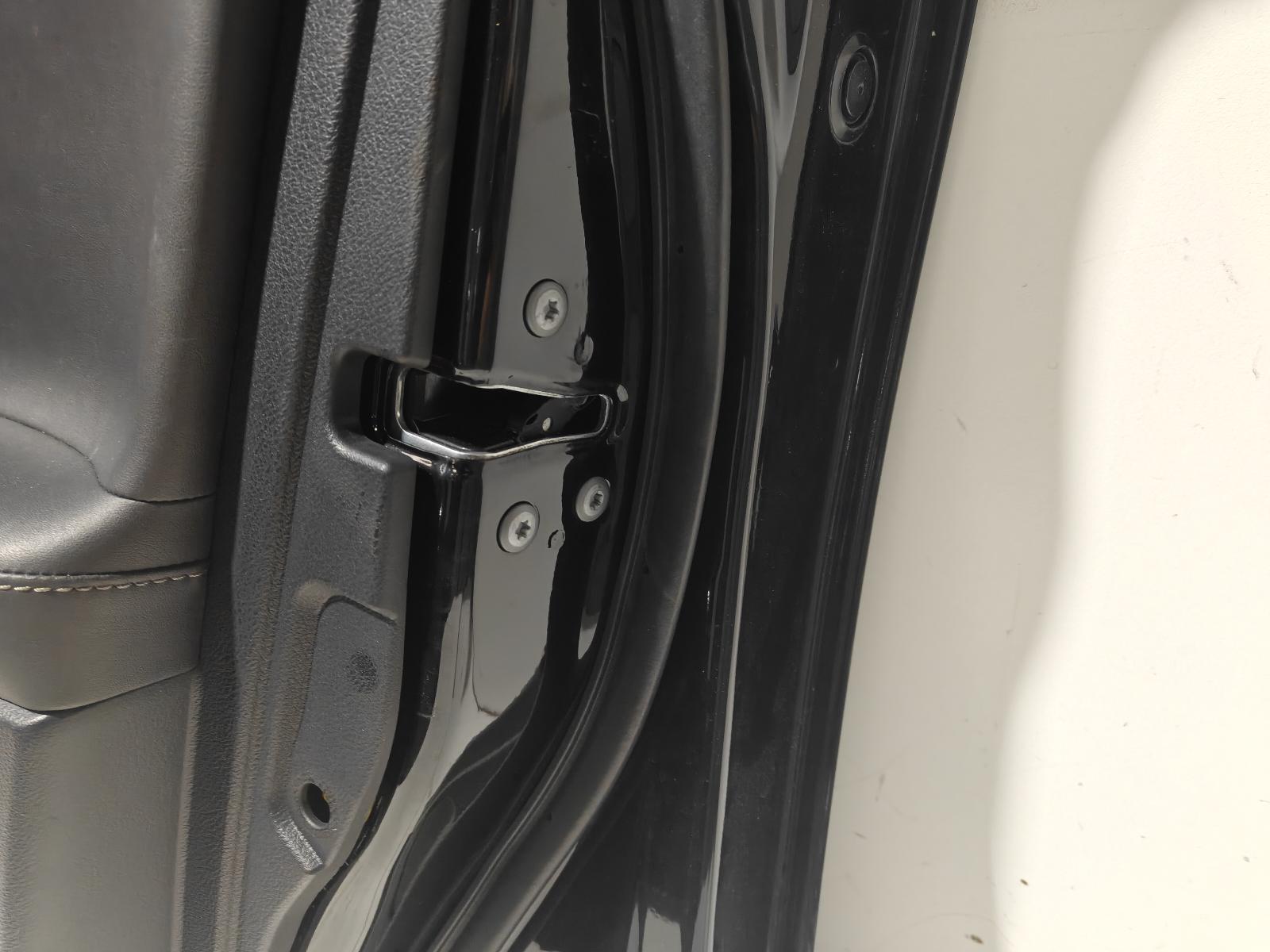 View Auto part Door/Boot/Gate Lock Lexus Is Series 2015