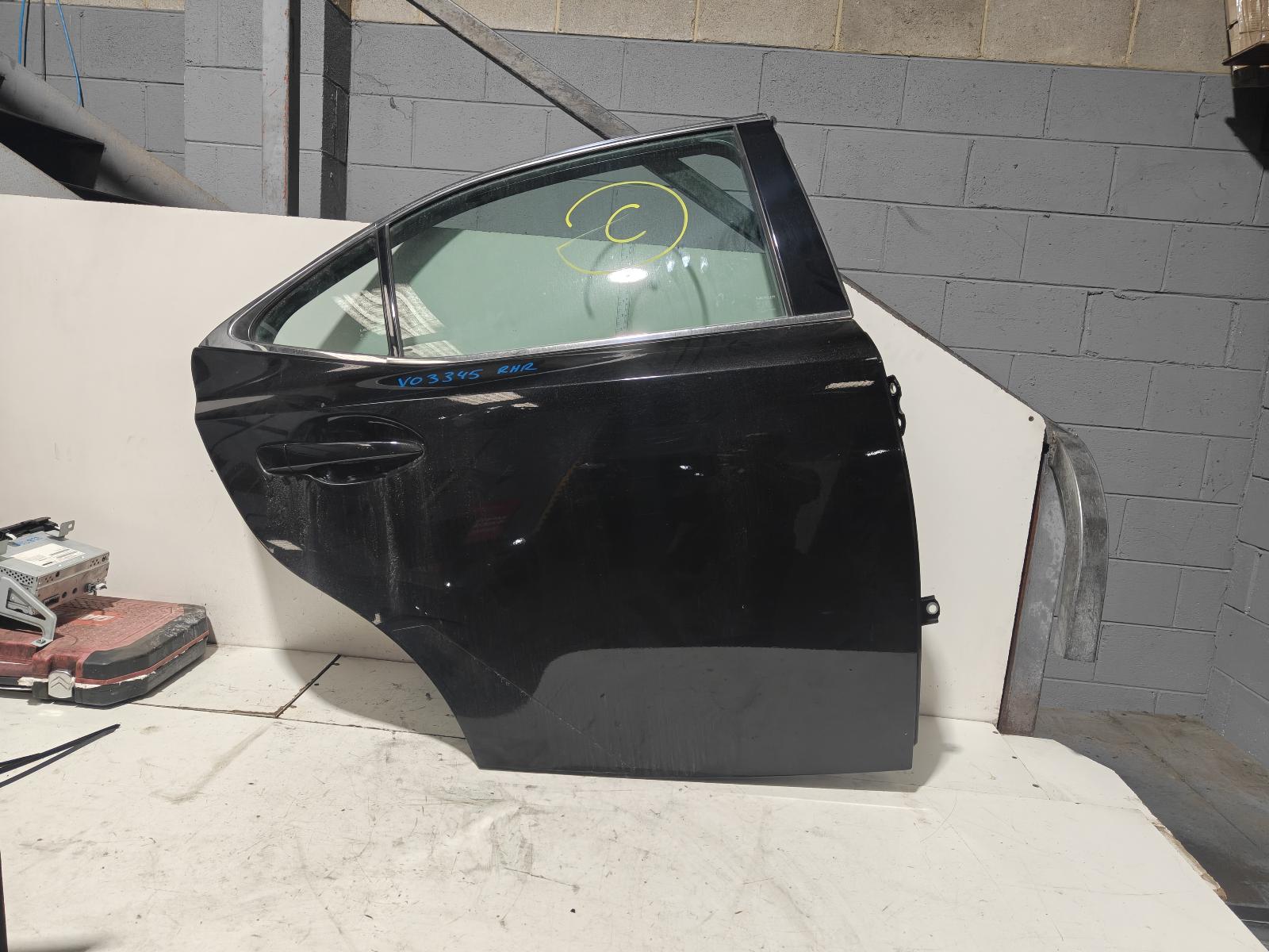 View Auto part Door Hinge/Runner Lexus Is Series 2015