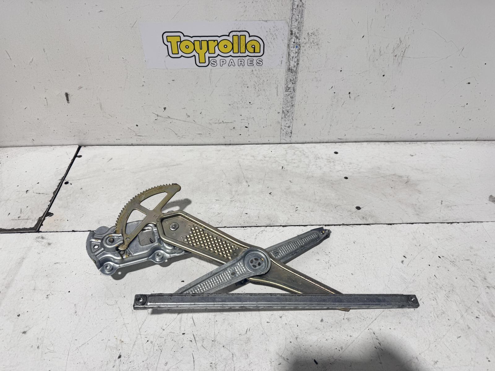 View Auto part Left Front Window Reg/Motor Toyota Echo 2004