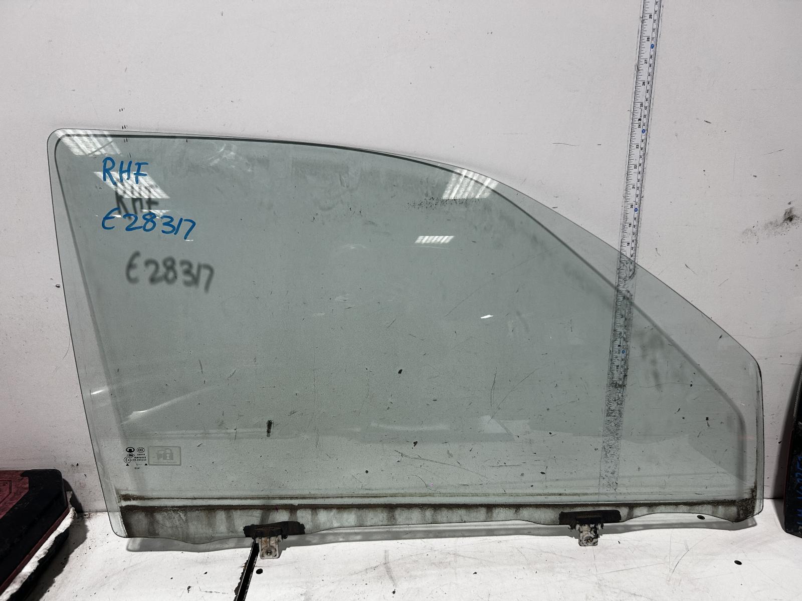 View Auto part Right Front Door Window Great Wall V200/v240 2011
