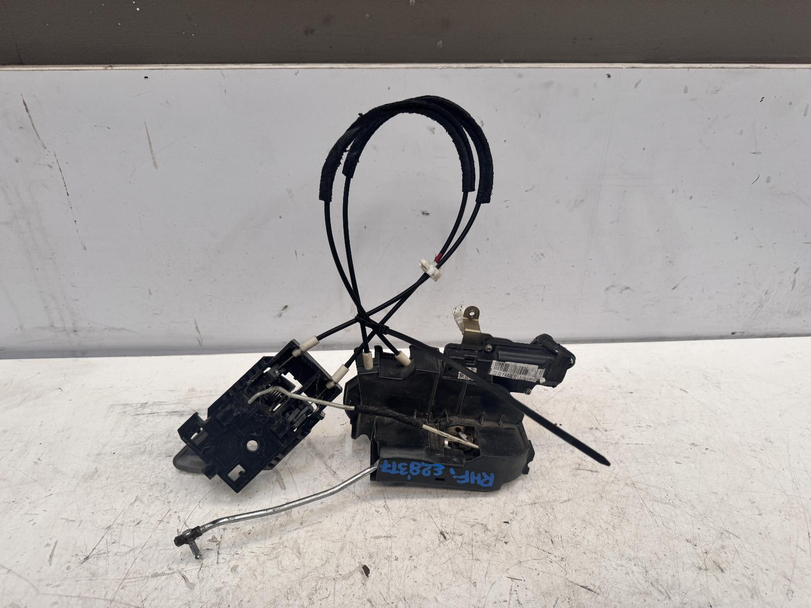 View Auto part Door/Boot/Gate Lock Great Wall V200/v240 2011
