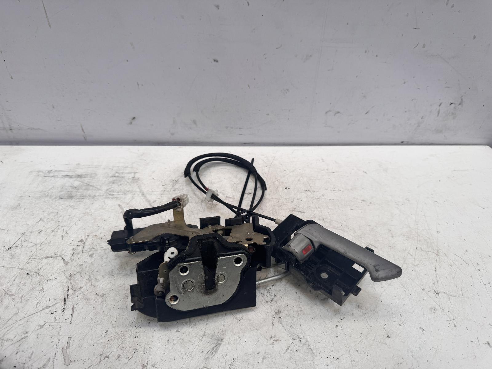 View Auto part Door/Boot/Gate Lock Great Wall V200/v240 2011