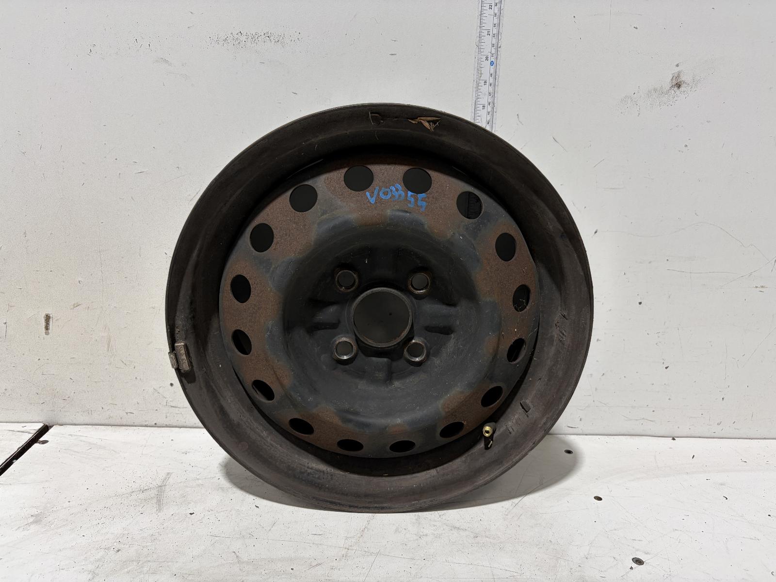 View Auto part Wheel Standard/Steel Toyota Echo 2004