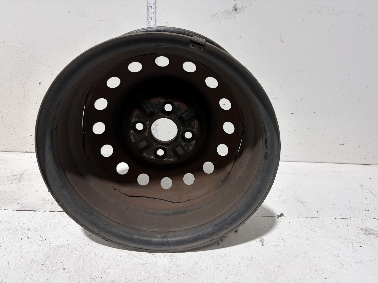 View Auto part Wheel Standard/Steel Toyota Echo 2004