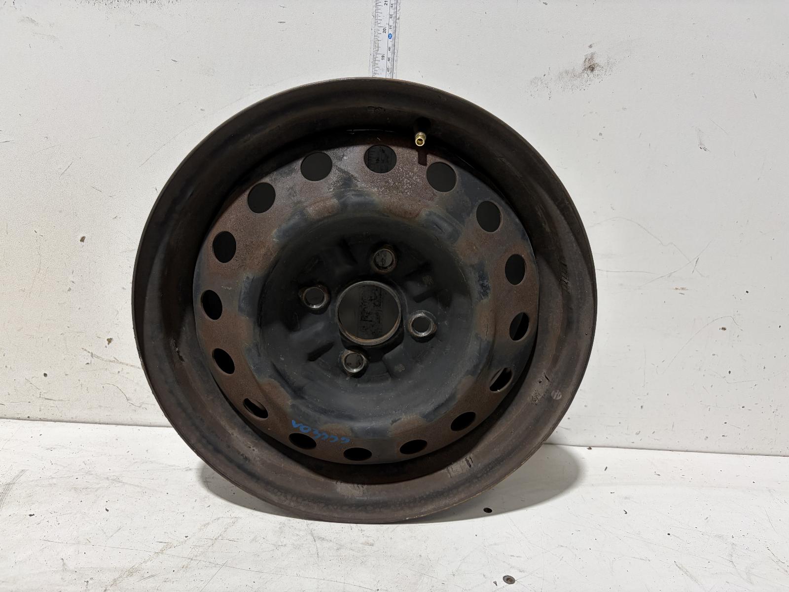 View Auto part Wheel Standard/Steel Toyota Echo 2004