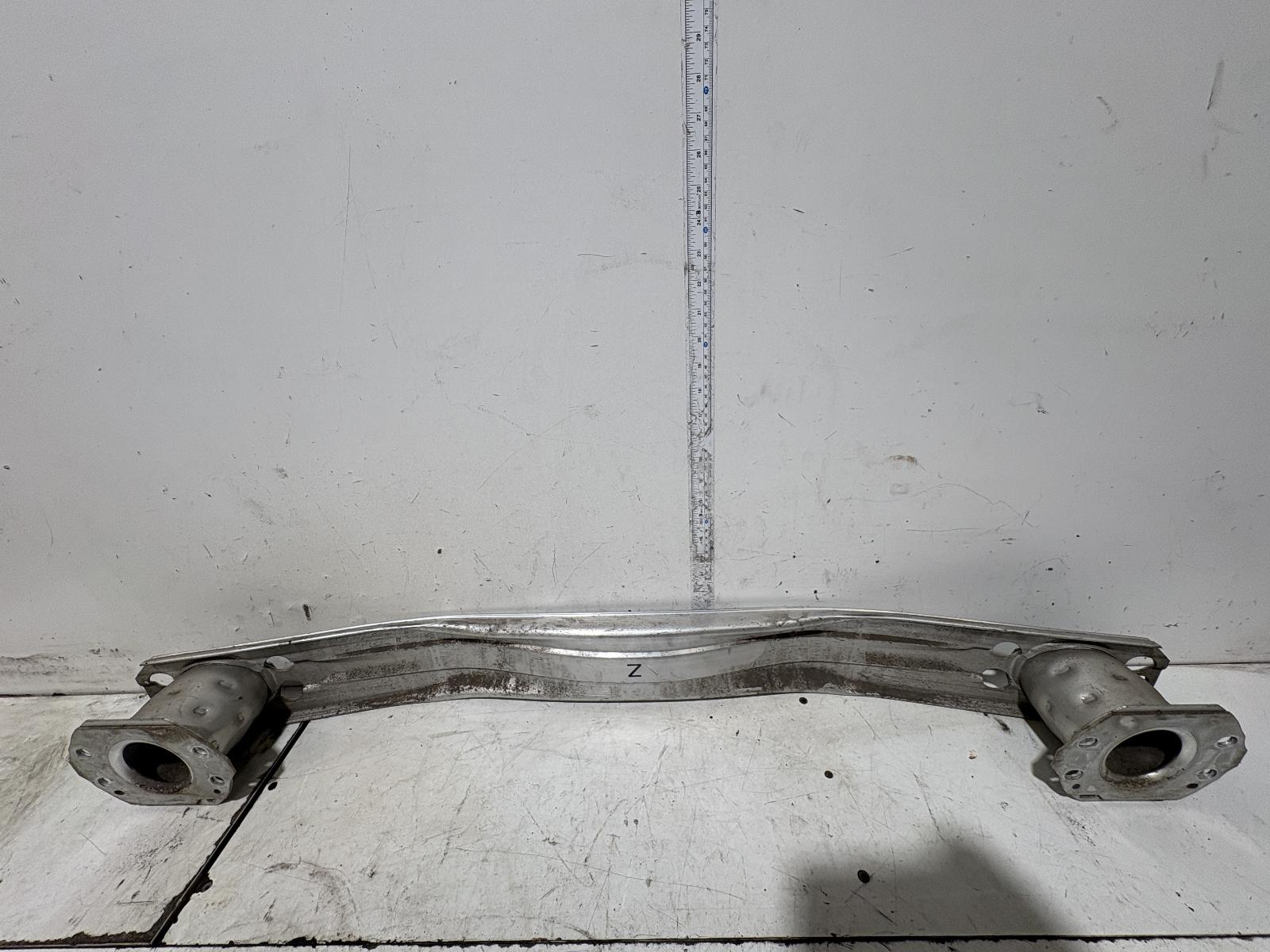 View Auto part R/Bar Bracket/Reinfo Lexus Is Series 2015