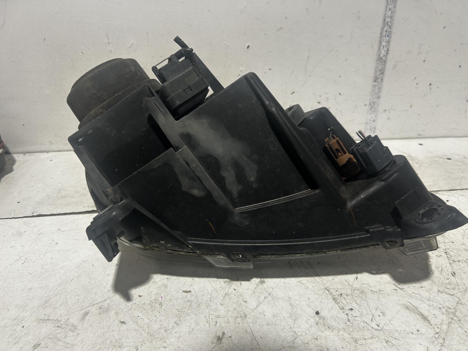 View Auto part Left Headlamp Jeep Compass 2012