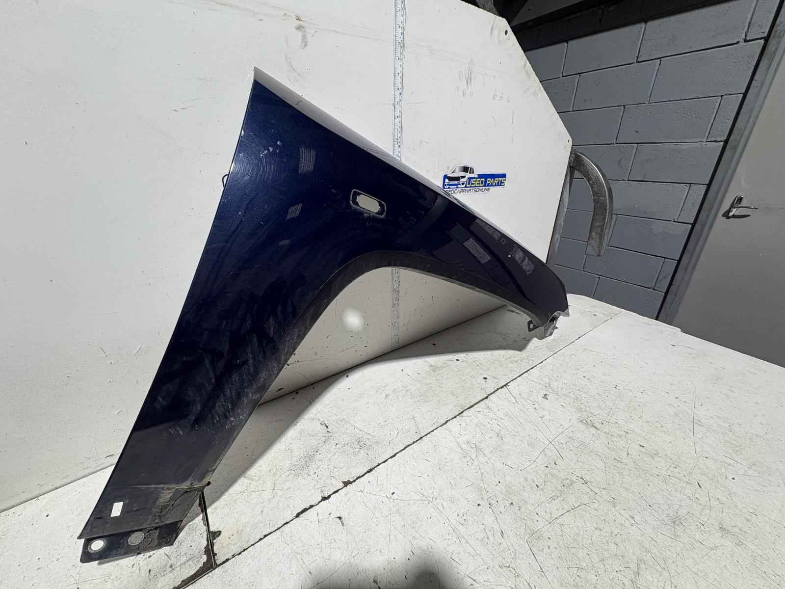 View Auto part Right Guard Jeep Compass 2012