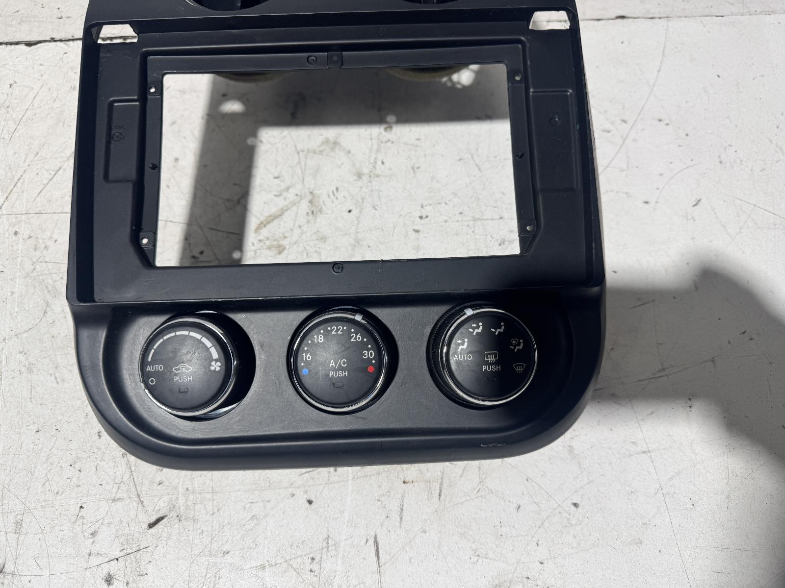 View Auto part Heater/Ac Controls Jeep Compass 2012