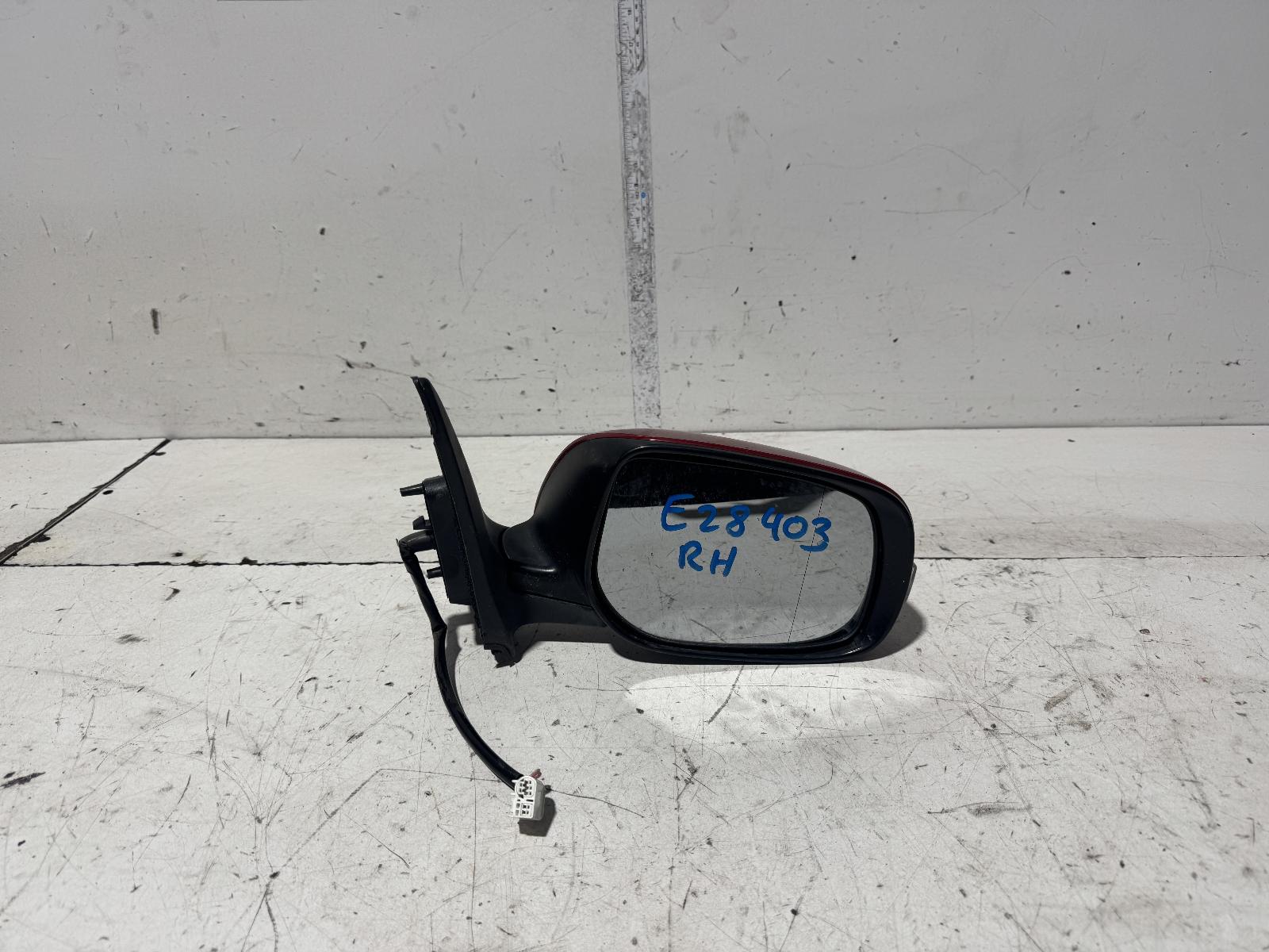 View Auto part Right Door Mirror Toyota Corolla 2010