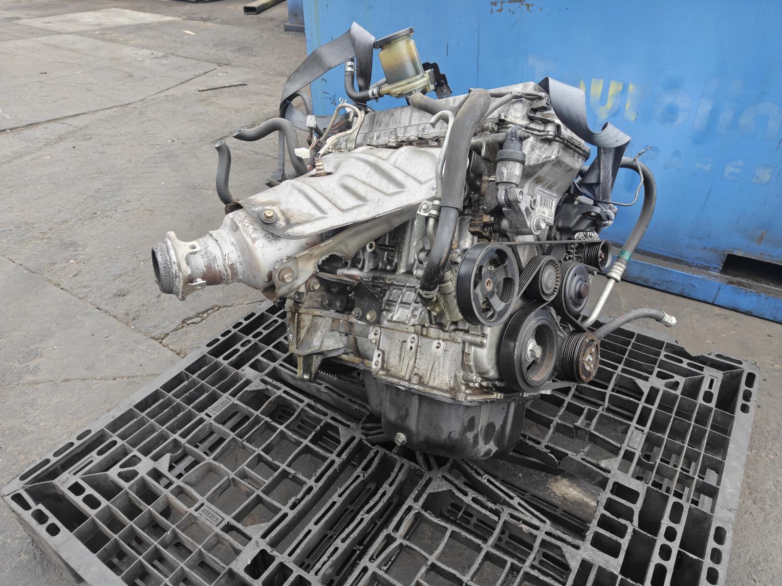 View Auto part Engine Toyota Corolla 2004