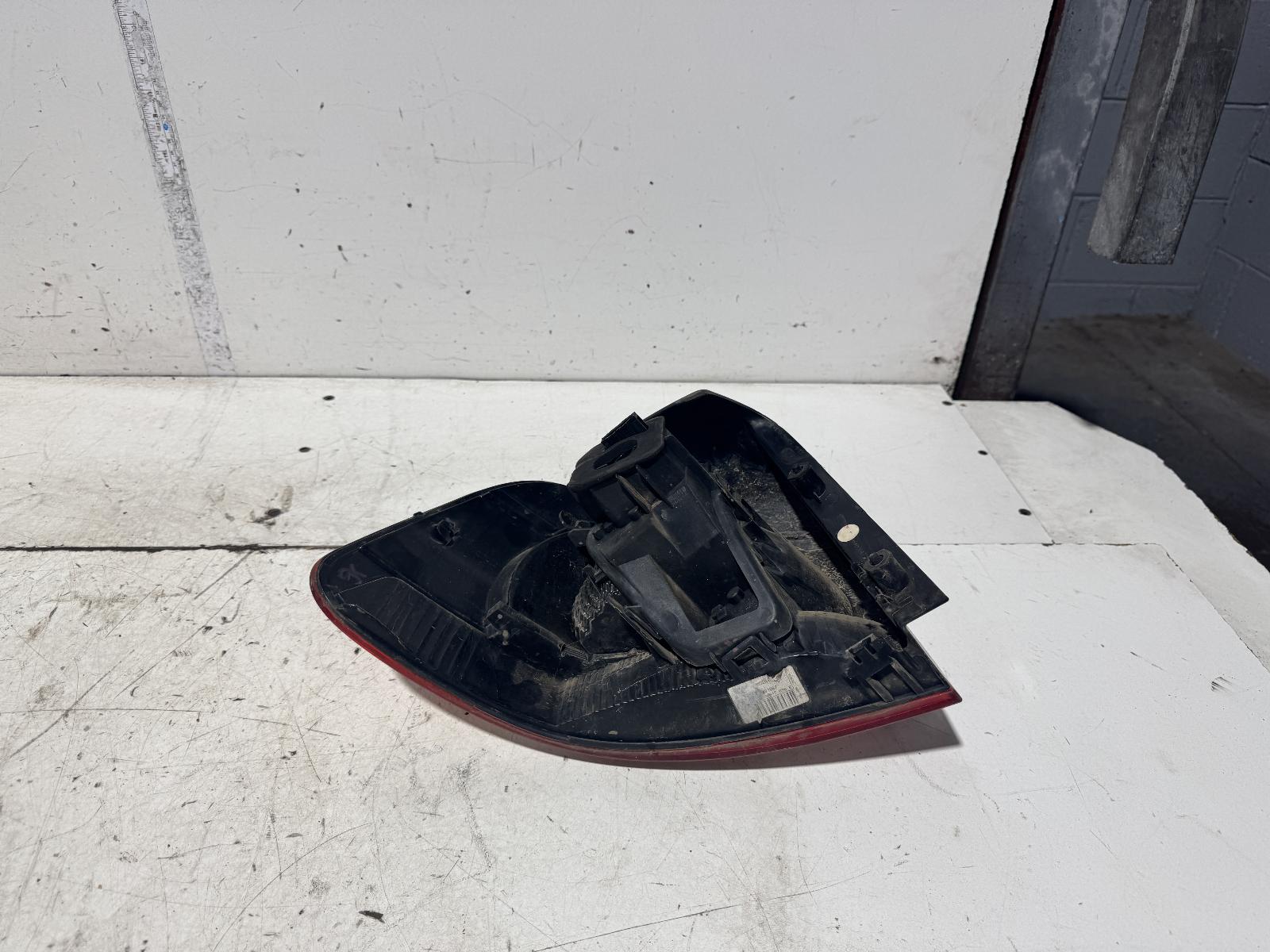 View Auto part Right Taillight Volkswagen Golf 2010