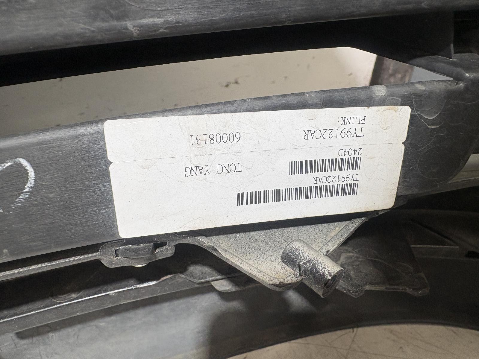 View Auto part Front Bumper Toyota Corolla 2004