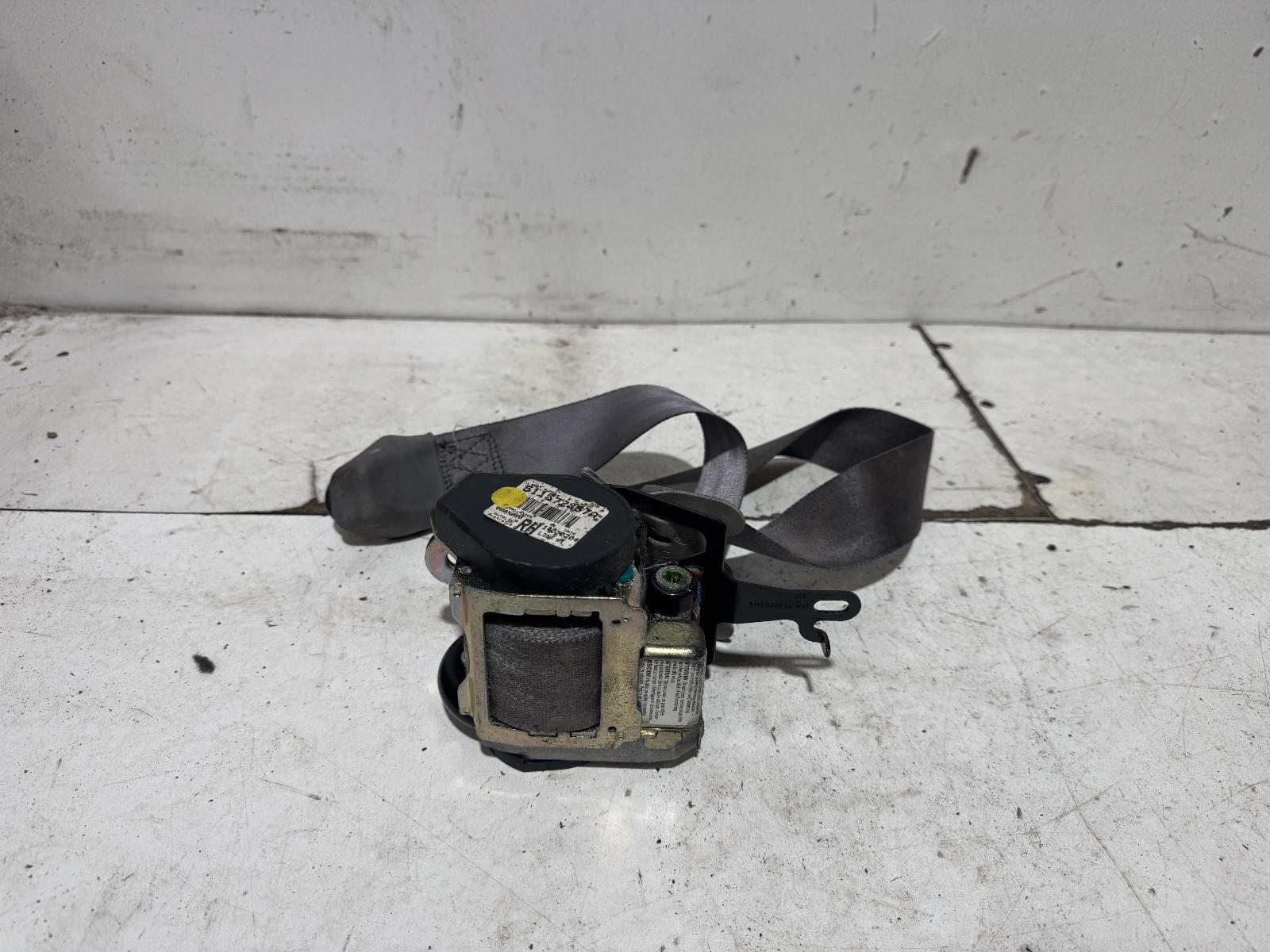 View Auto part Seatbelt/Stalk Toyota Camry 2002