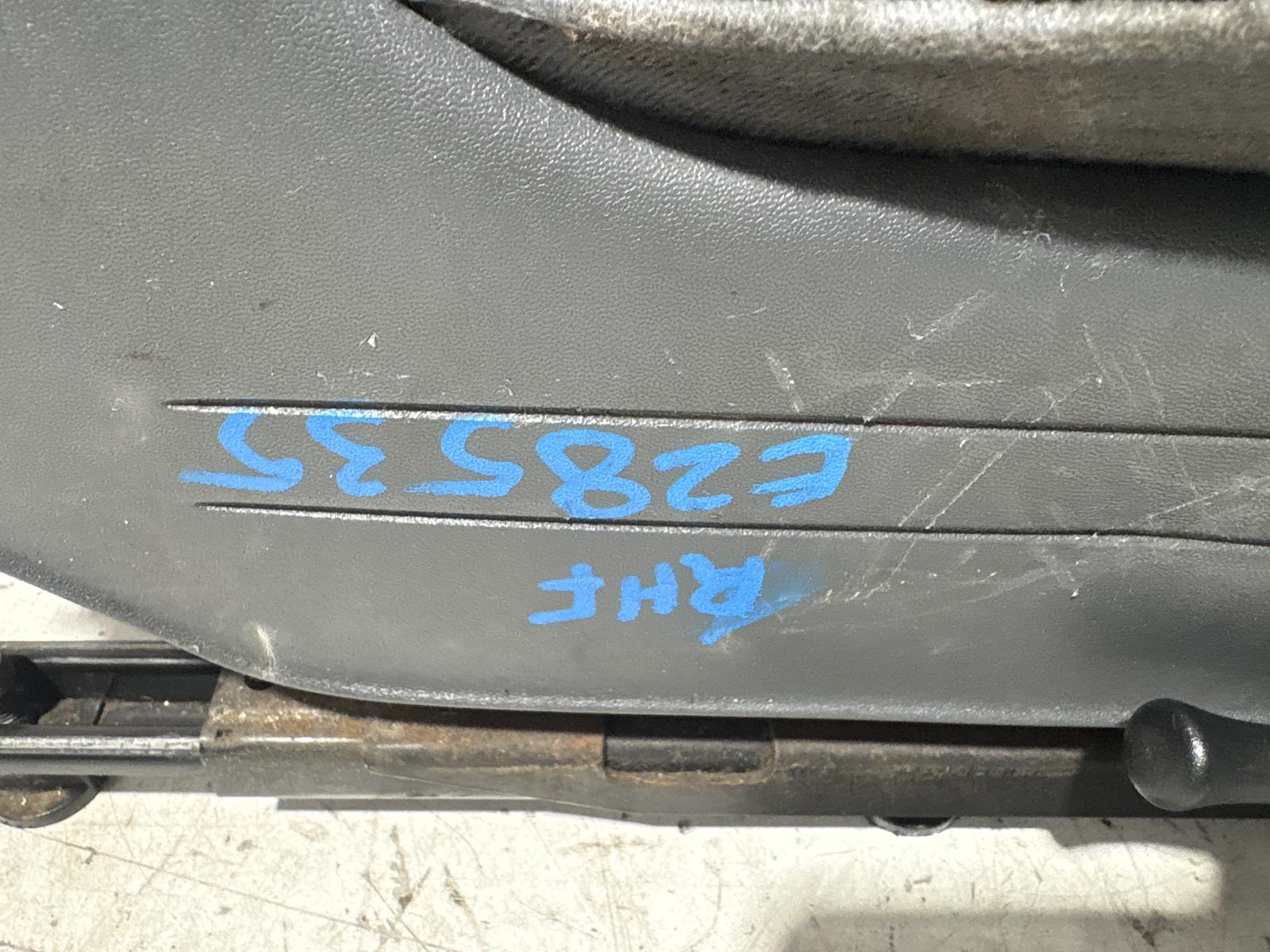 View Auto part Front Seat Holden Commodore 1991