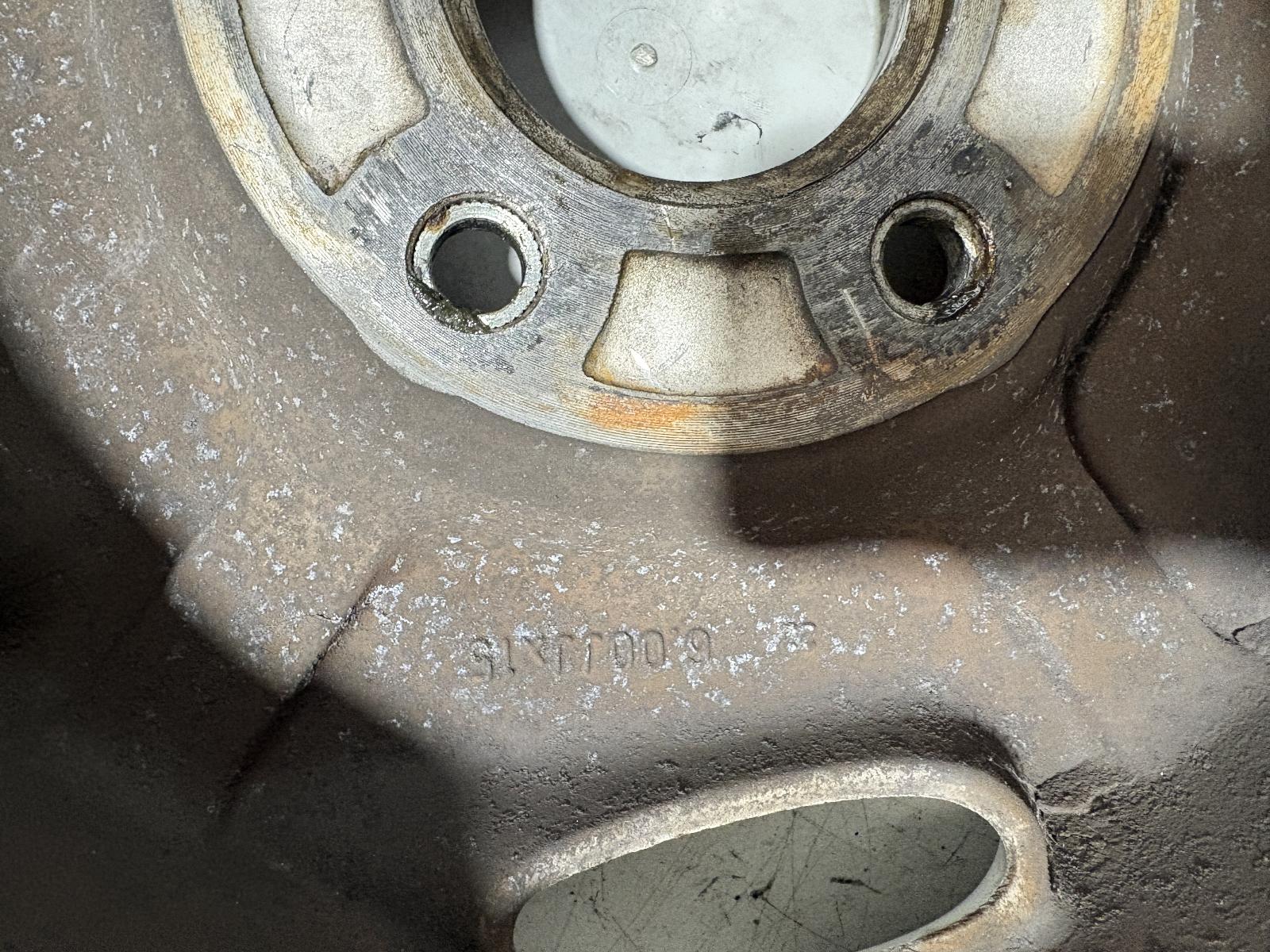 View Auto part Wheel Mag Holden Commodore 1991