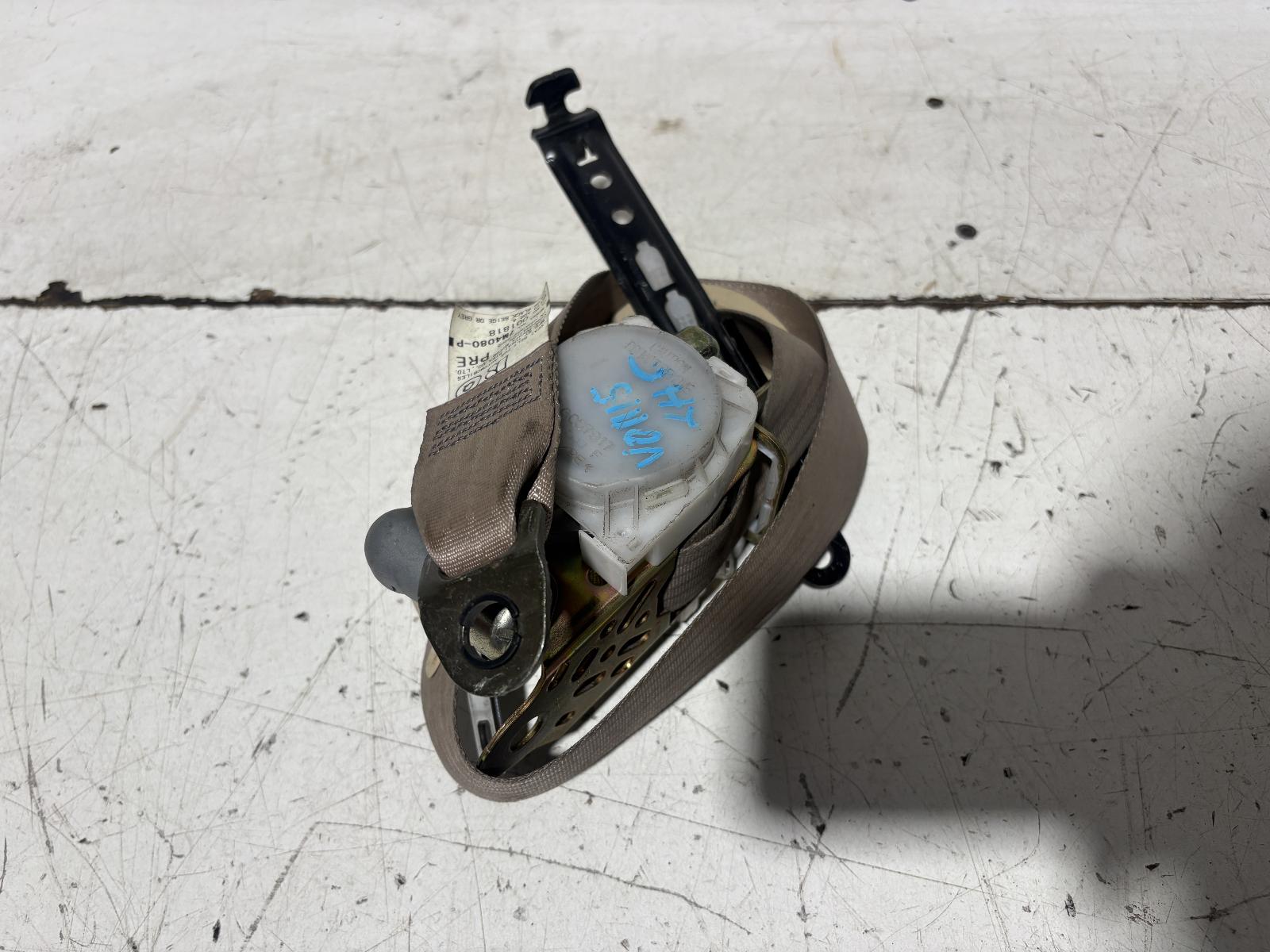 View Auto part Seatbelt/Stalk Lexus Es300 (92-05) 2005