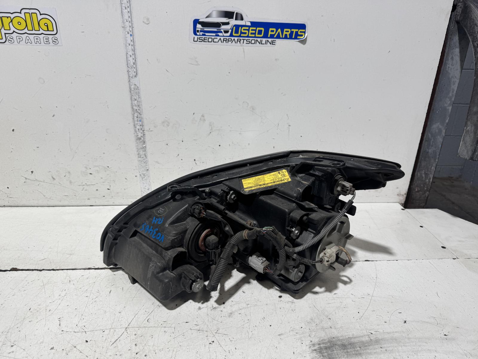 View Auto part Right Headlamp Lexus Rx Series 2006