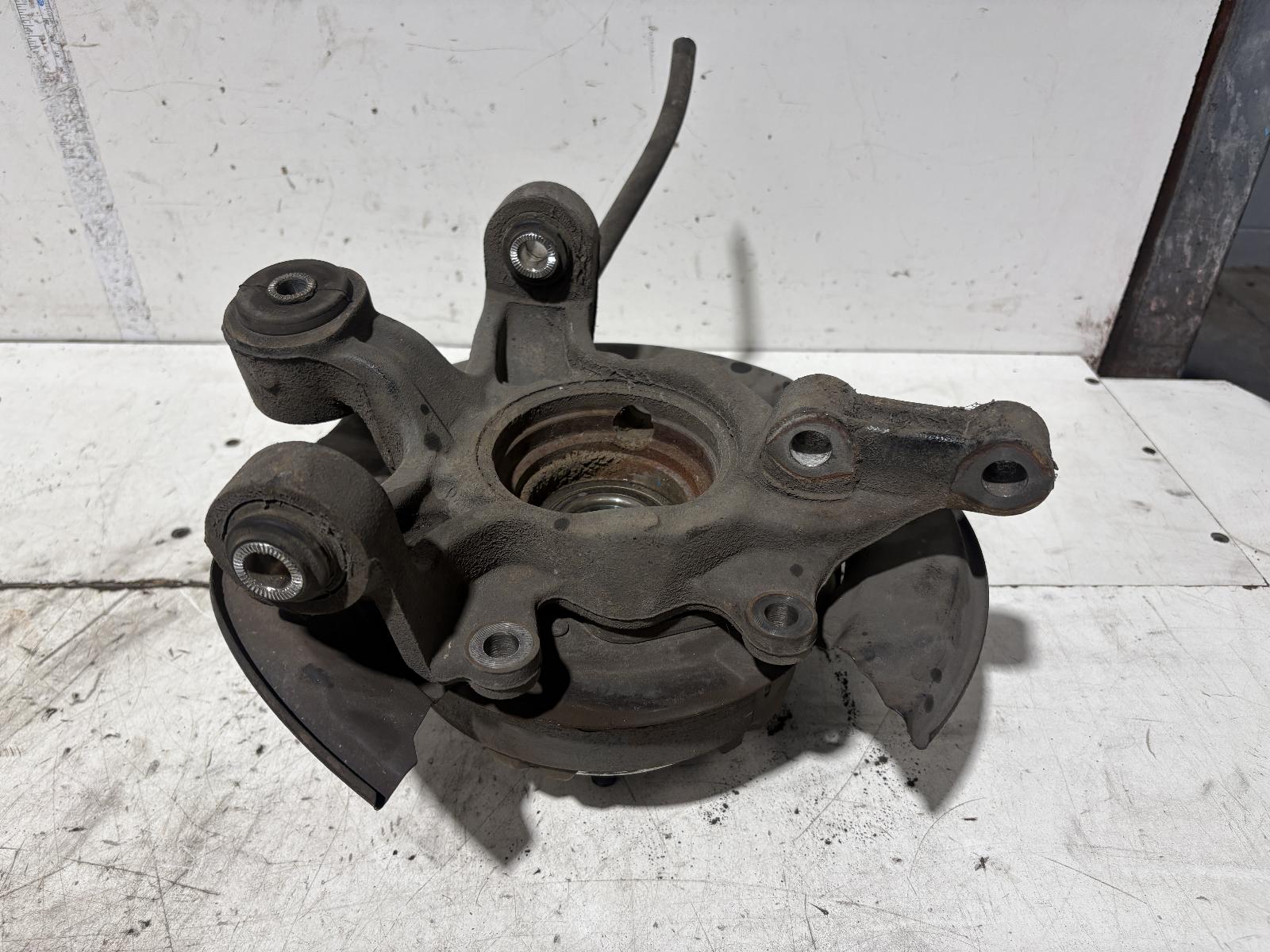 View Auto part Right Rear Hub Assembly Lexus Rx Series 2006