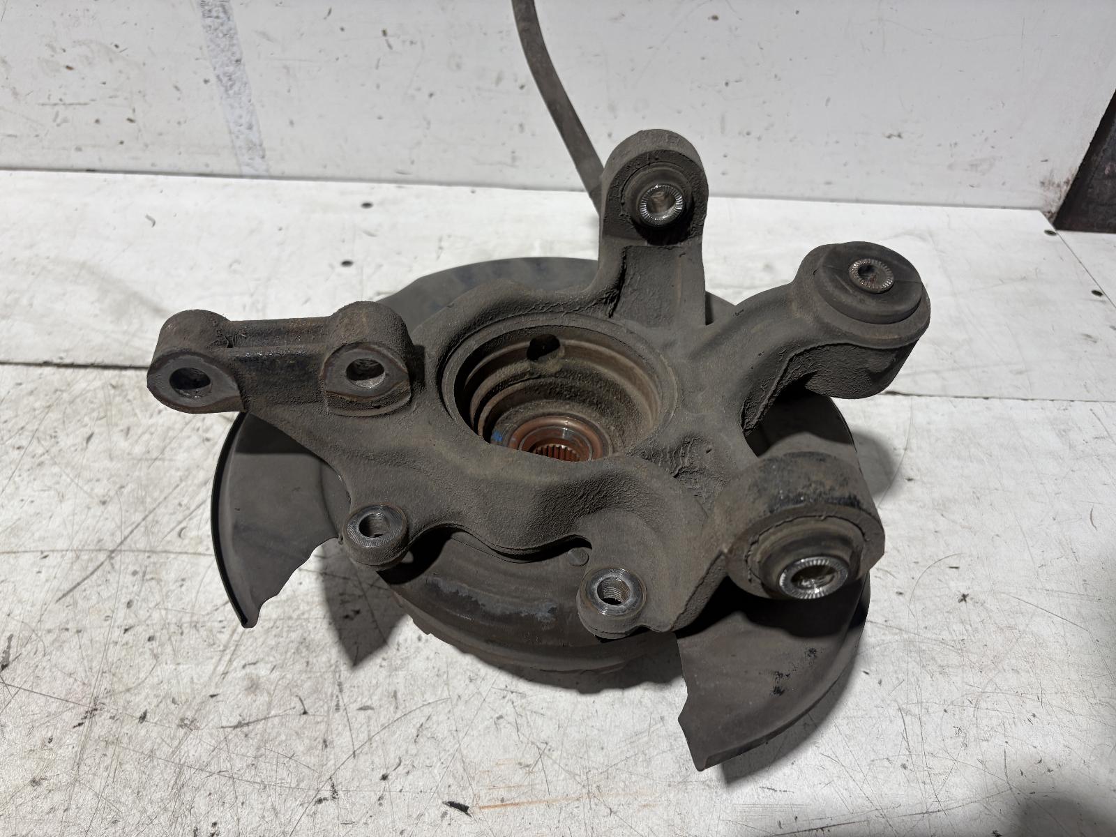 View Auto part Left Rear Hub Assembly Lexus Rx Series 2006