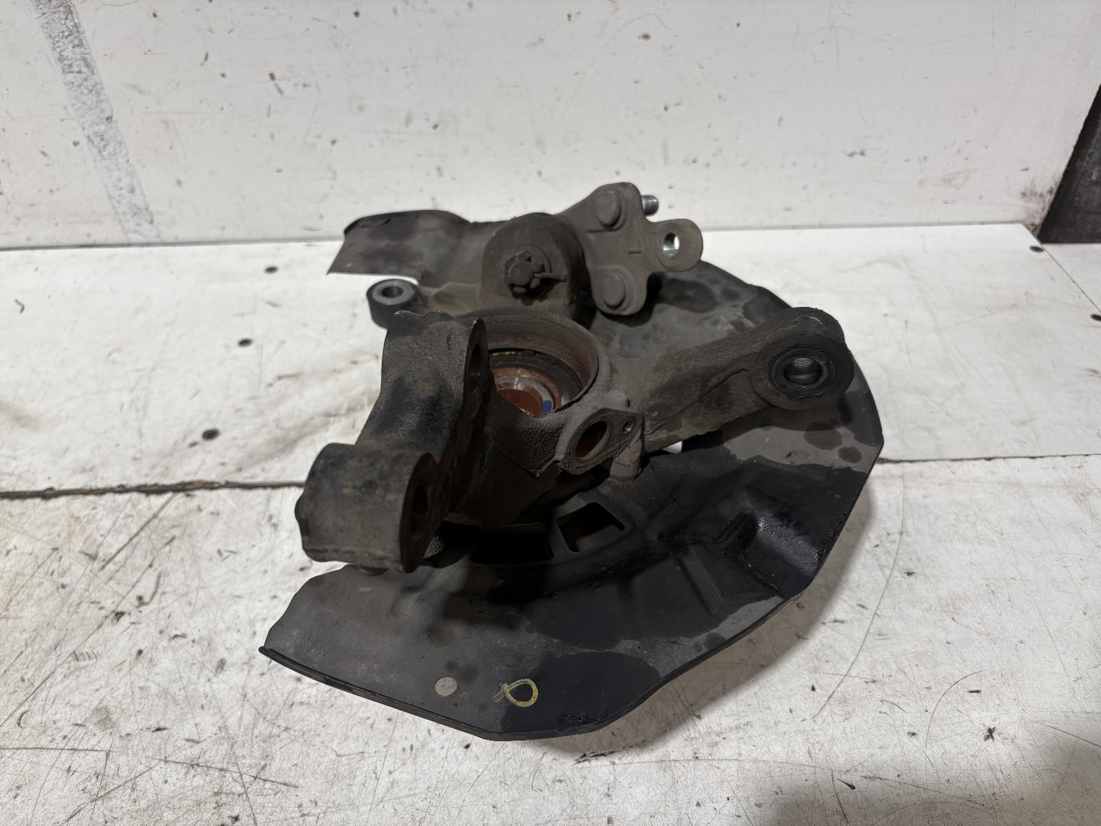 View Auto part Left Front Hub Assembly Lexus Rx Series 2006