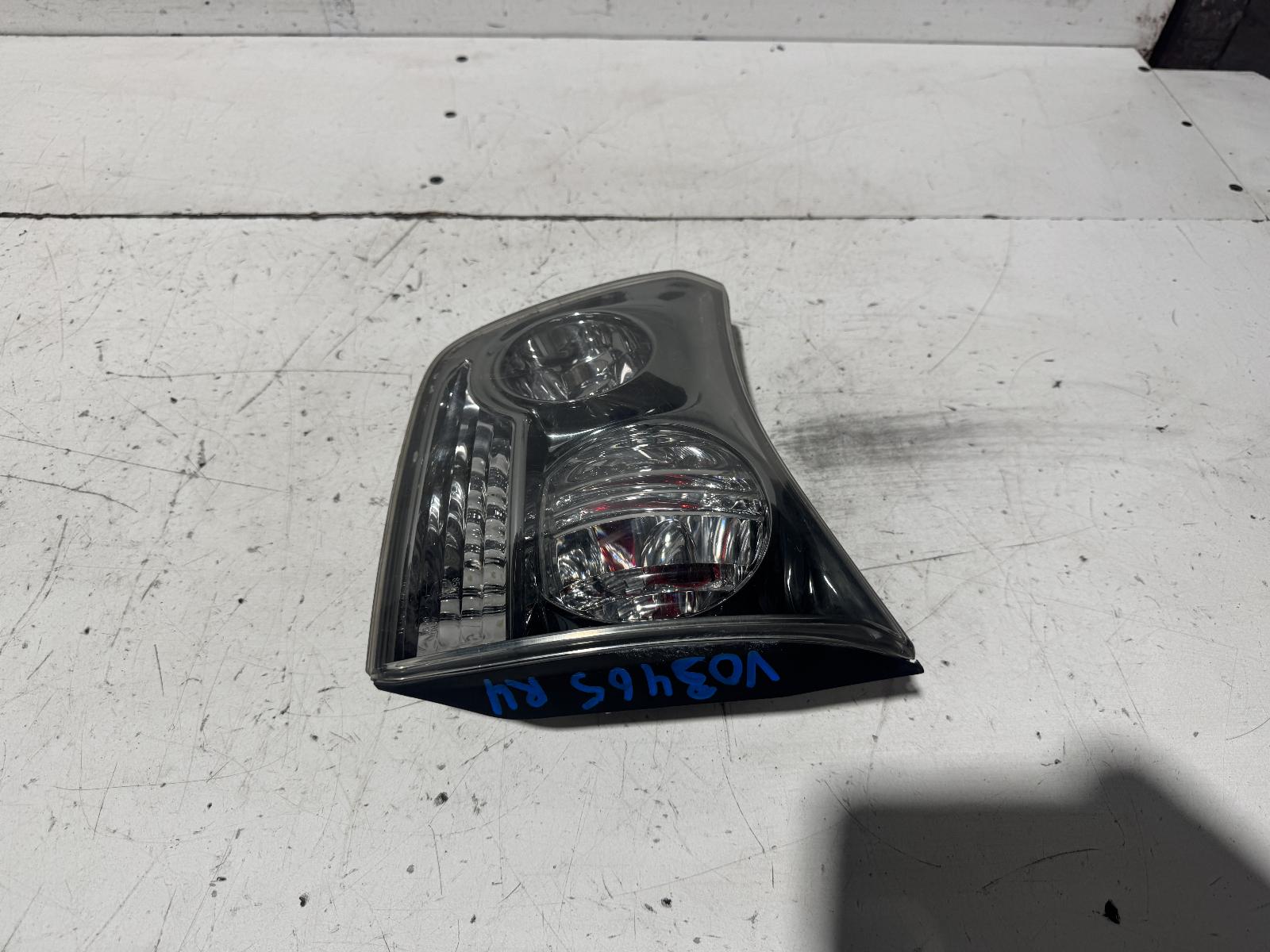 View Auto part Rear Garnish Lexus Rx Series 2006
