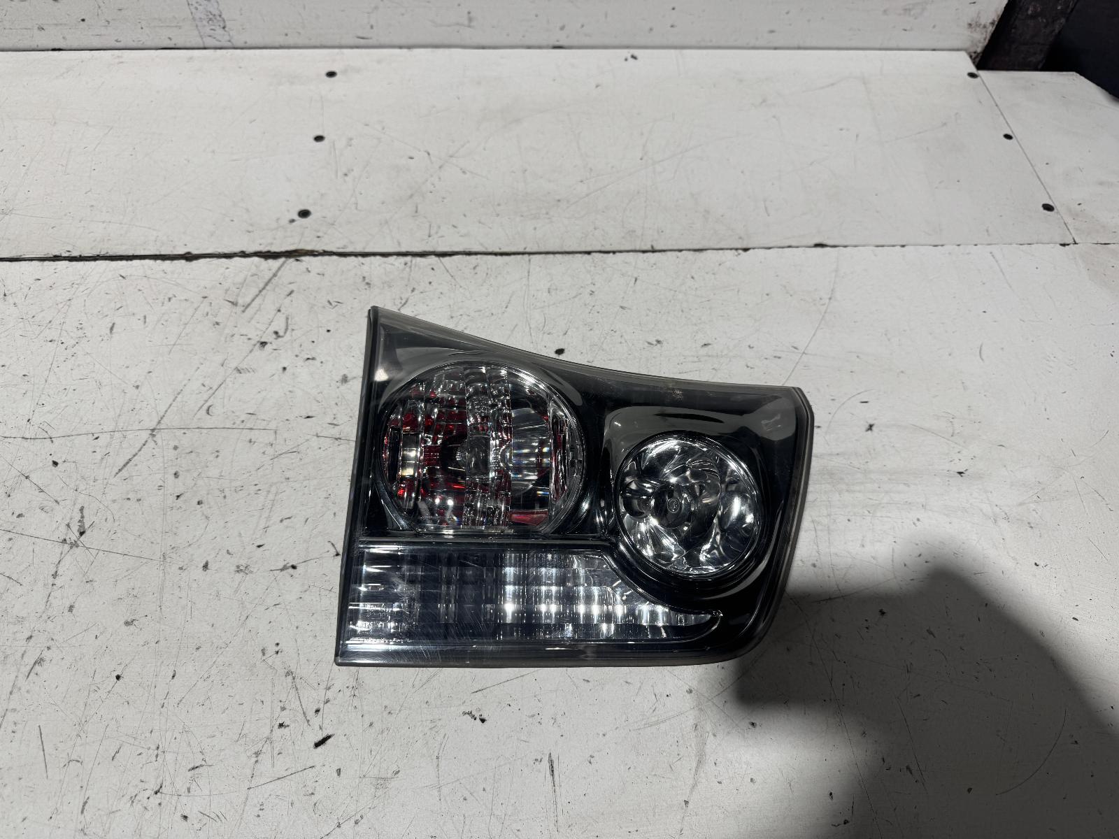 View Auto part Rear Garnish Lexus Rx Series 2006