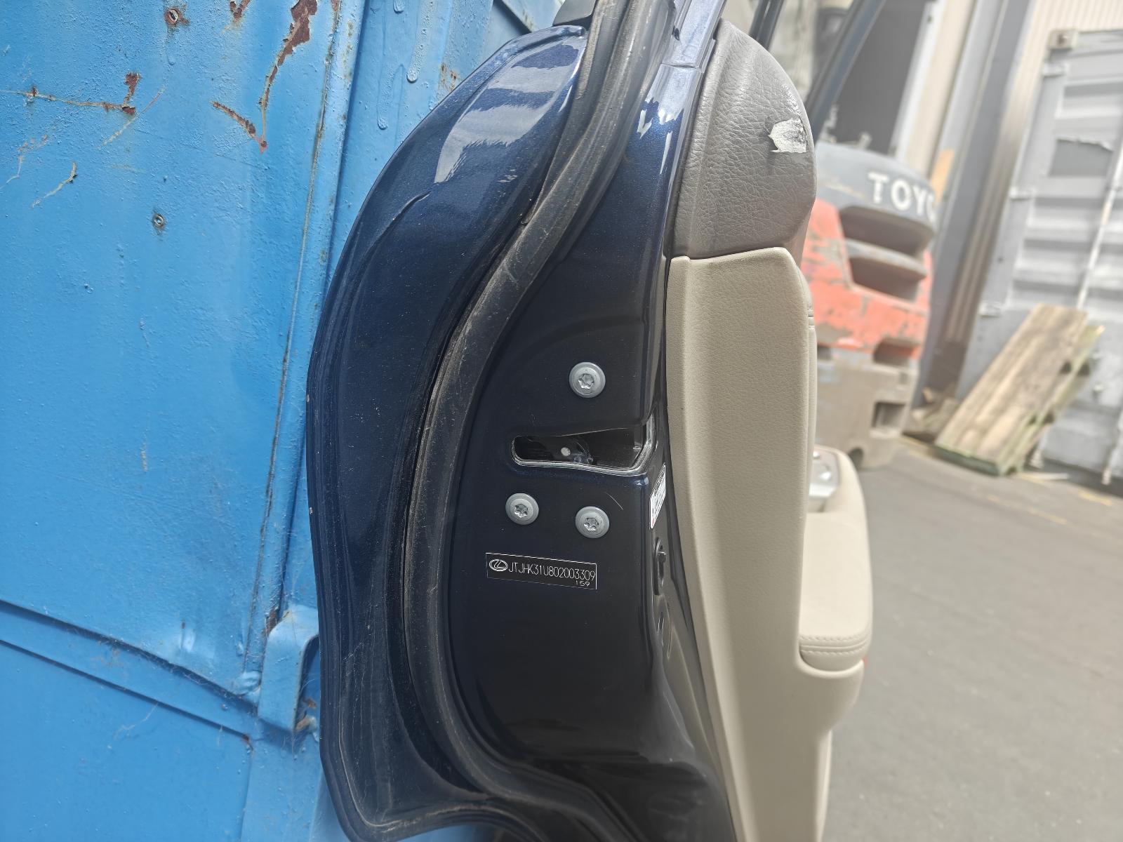 View Auto part Door/Boot/Gate Lock Lexus Rx Series 2006