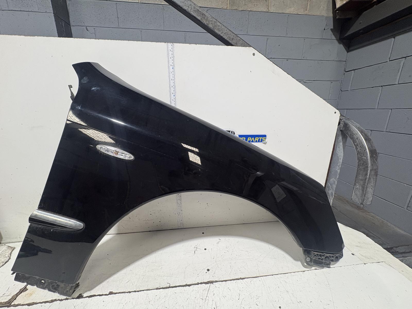 View Auto part Right Guard Toyota Crown 2006
