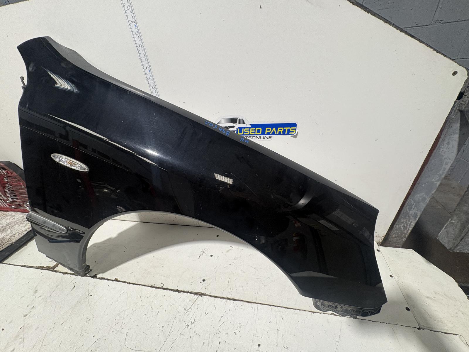 View Auto part Right Guard Toyota Crown 2006
