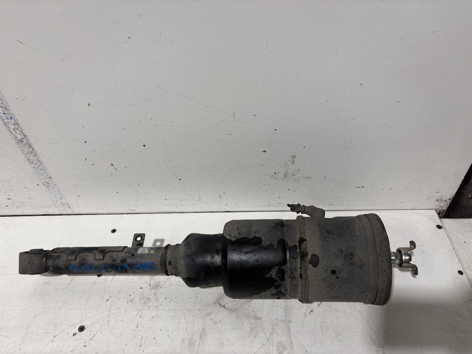 View Auto part Left Front Strut Toyota Crown 2006
