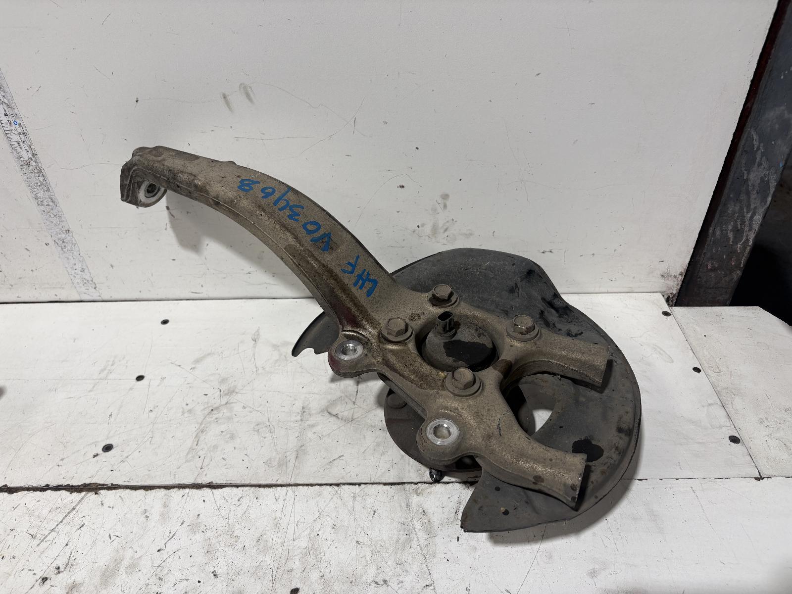 View Auto part Left Front Hub Assembly Toyota Crown 2006