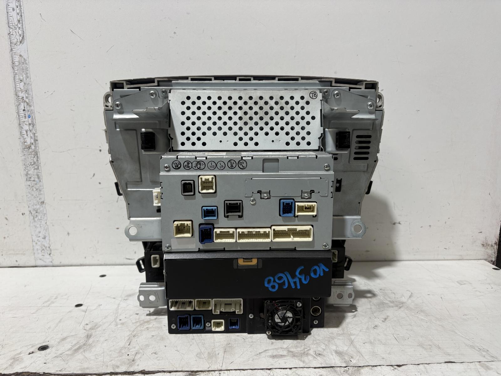 View Auto part Radio/Cd/Dvd/Sat/Tv Toyota Crown 2006