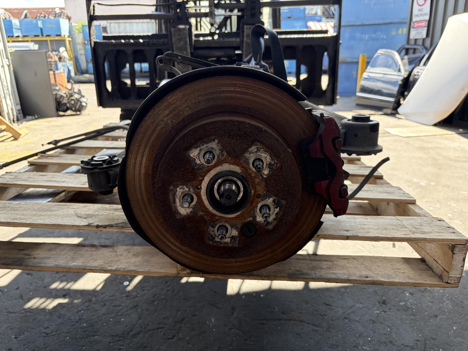 View Auto part Caliper Toyota Crown 2006