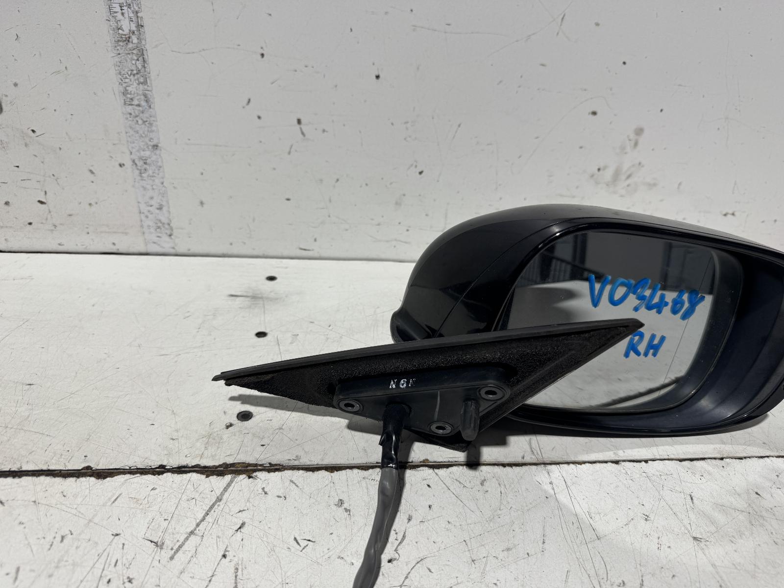 View Auto part Right Door Mirror Toyota Crown 2006