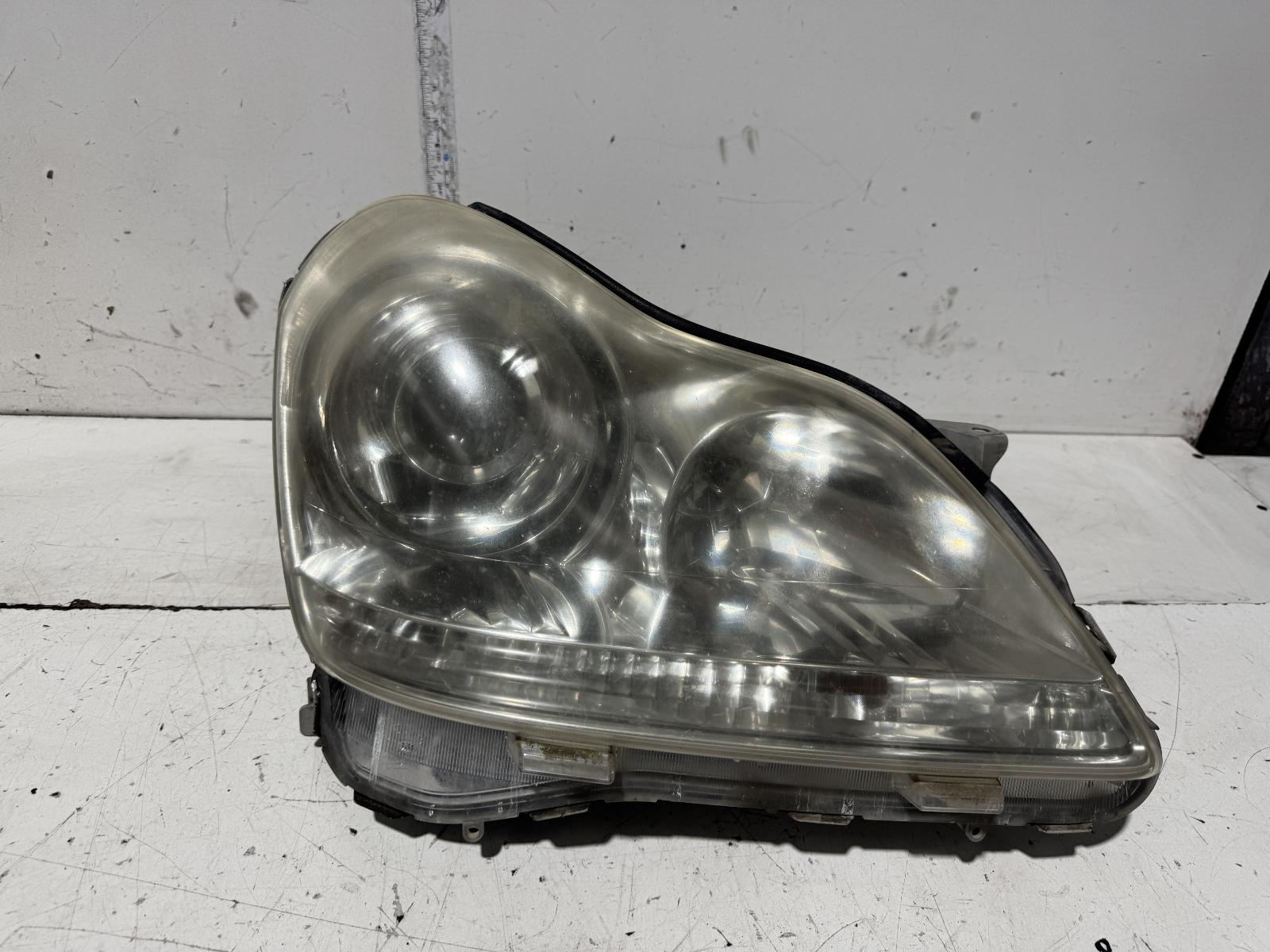 View Auto part Right Headlamp Toyota Crown 2006