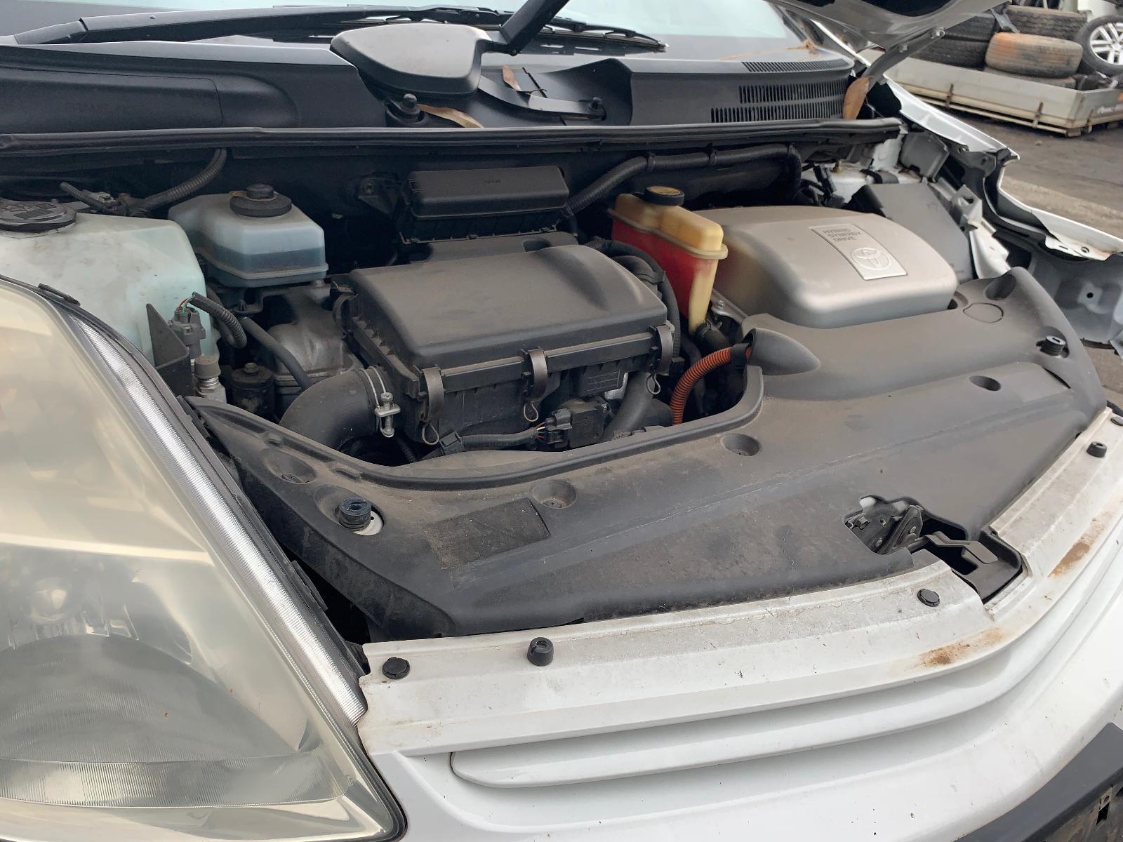 View Auto part Right Rear Wnd Reg/Motor Toyota Prius 2005