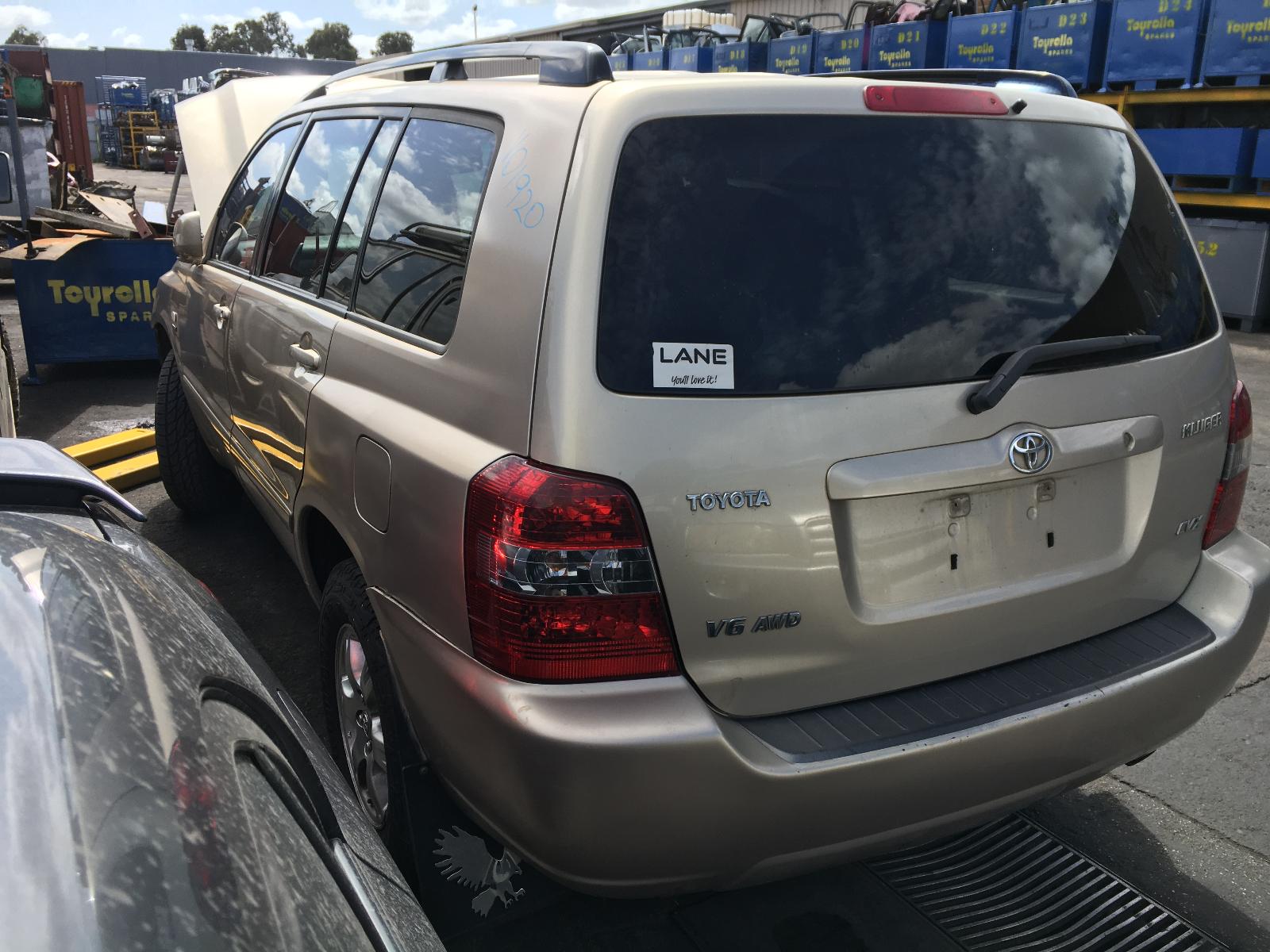 View Auto part Roof Rack/Bars Toyota Kluger 2004