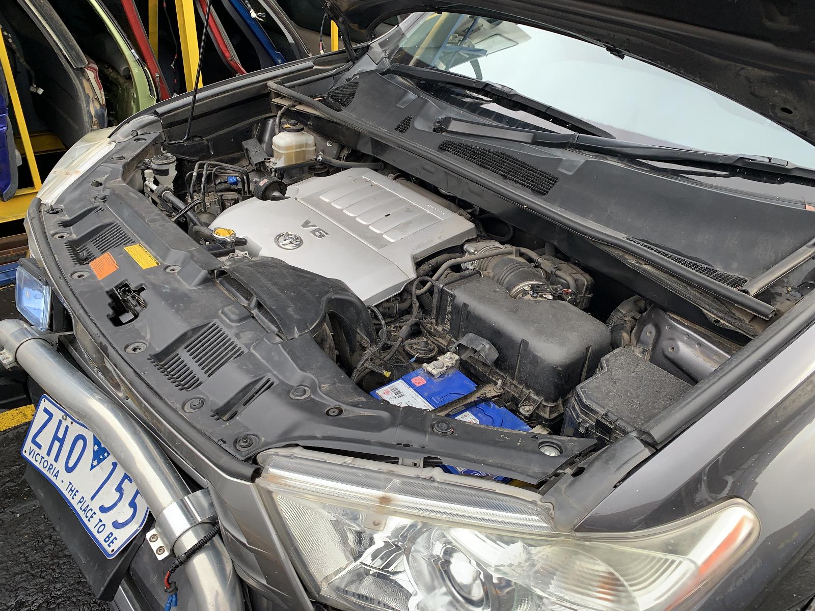 View Auto part R/Bar Bracket/Reinfo Toyota Kluger 2012