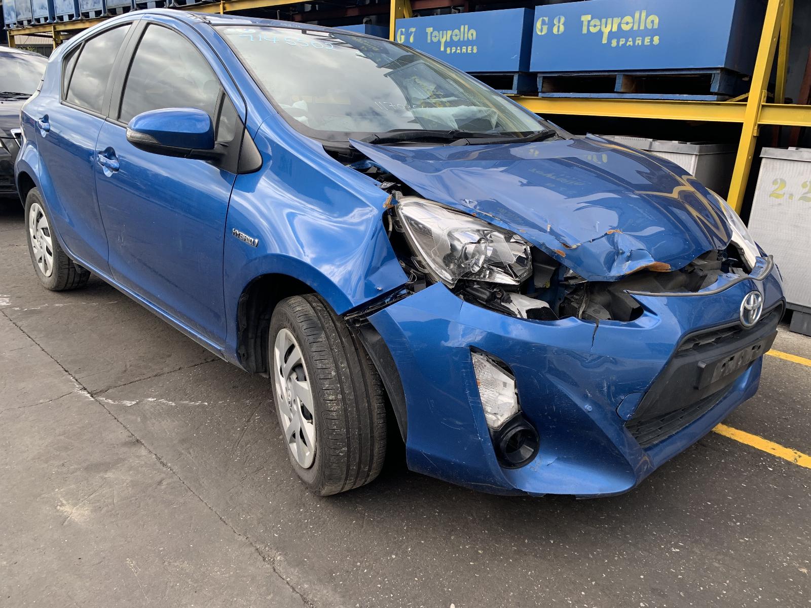 View Auto part Door Handle Toyota Prius 2015