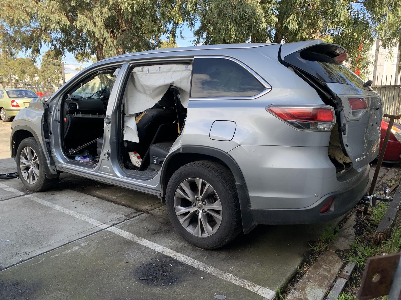 View Auto part Wheel Mag Toyota Kluger 2014