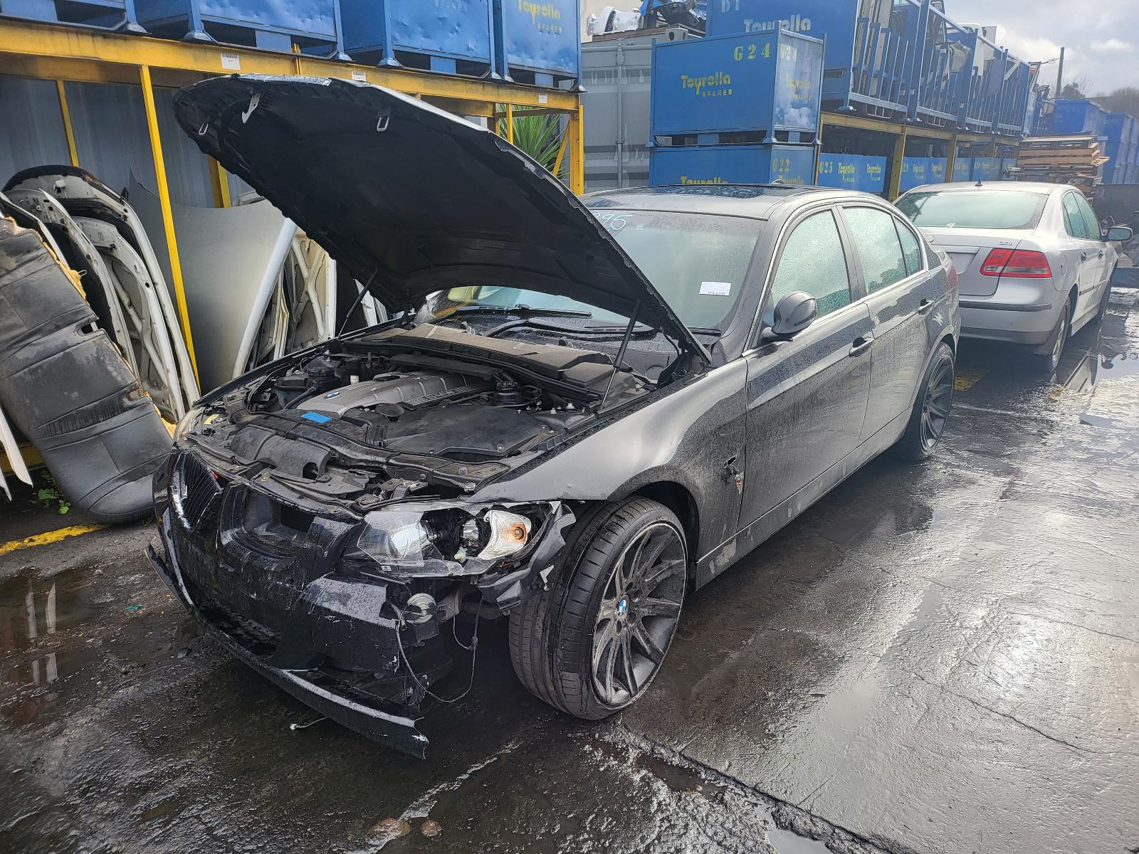 2005 Bmw 3 Series A/C Condenser View Auto part A/C Condenser Bmw 3 Series 2005