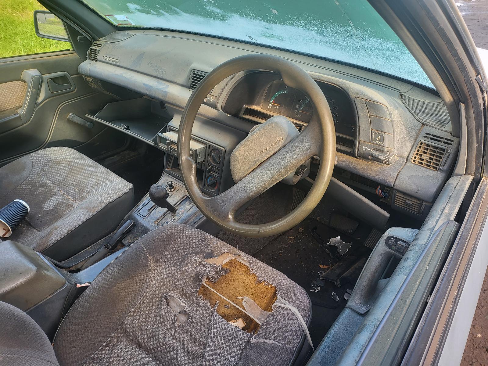 View Auto part Wheel Cover/Hub Cap Holden Commodore 1990