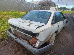 View Auto part Wheel Cover/Hub Cap Holden Commodore 1990